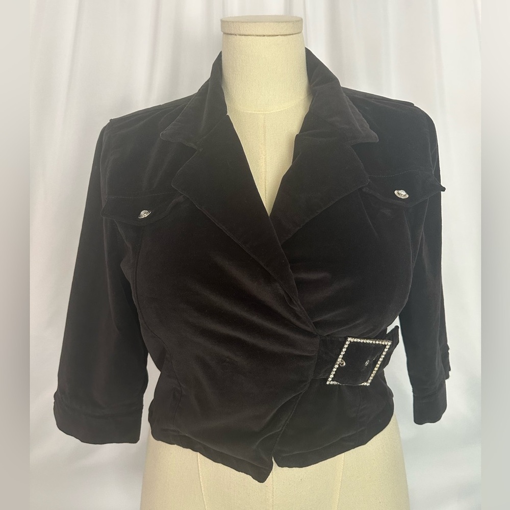 De Code Black Velvet Wrap Jacket Cropped Blazer Rhinestone Buckle Size L (1250) - Picture 3 of 15